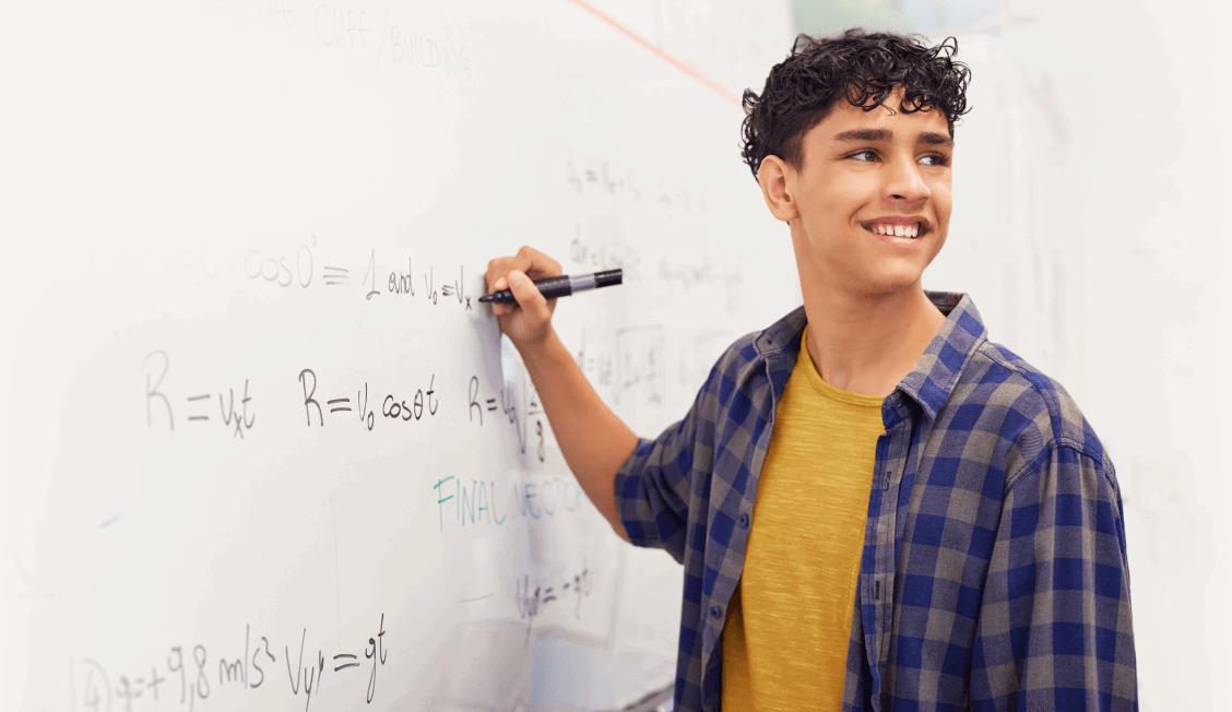 Estudante a resolver exercícios de matemática