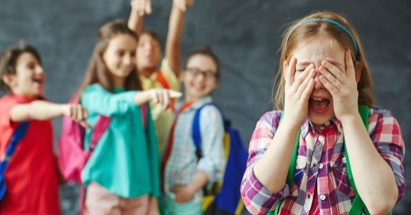 Resultado de imagem para Temer sanciona lei de combate ao bullying nas escolas