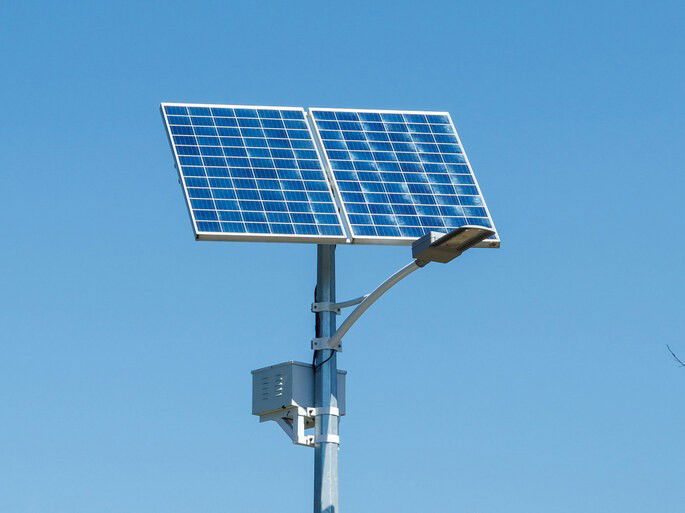 Célula fotovoltaica usada na iluminação pública