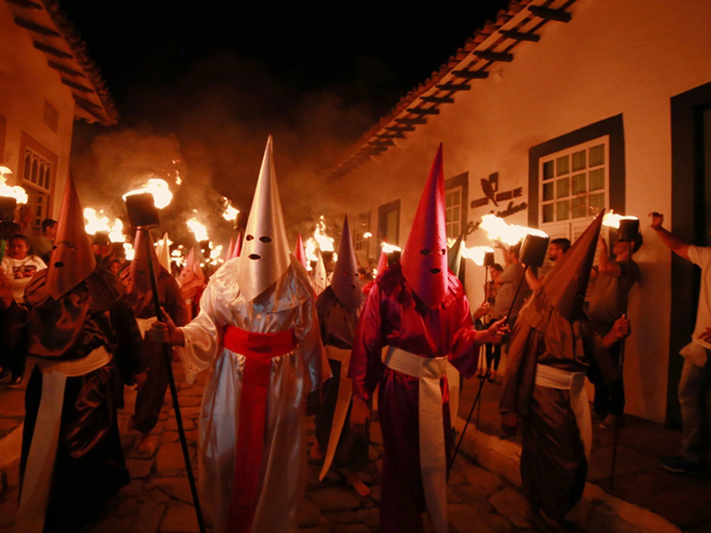 Batalha de xadrez de ouro e prata, vitória de xadrez, conceito de