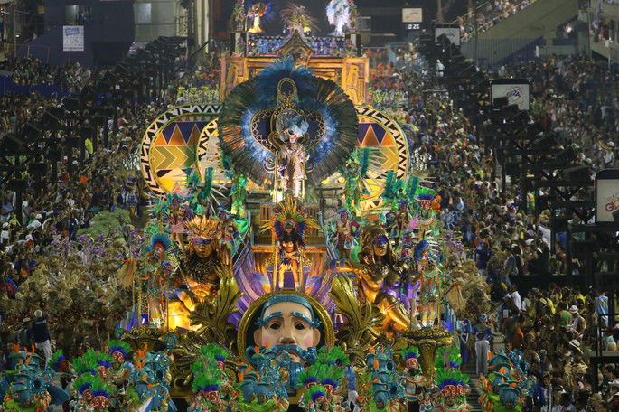 Desfiles de escolas de samba na Marquês de Sapucaí, no Rio de Janeiro