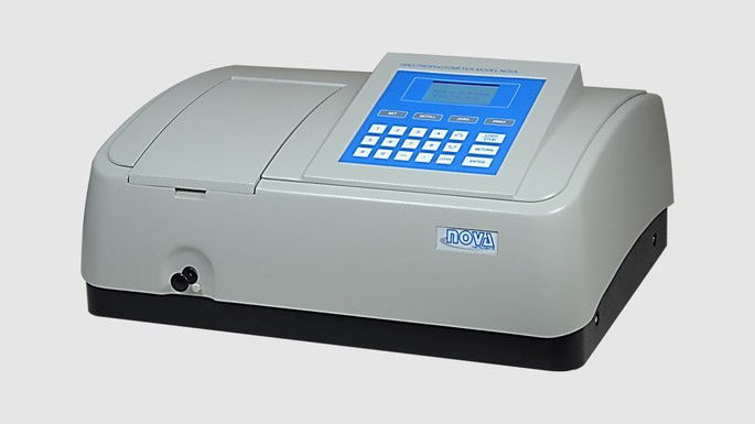equipamento de laboratório espectrofotômetro