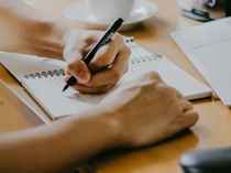 Exercícios sobre aposto e vocativo (com gabarito comentado)