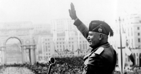 Fascismo: o que é e suas características