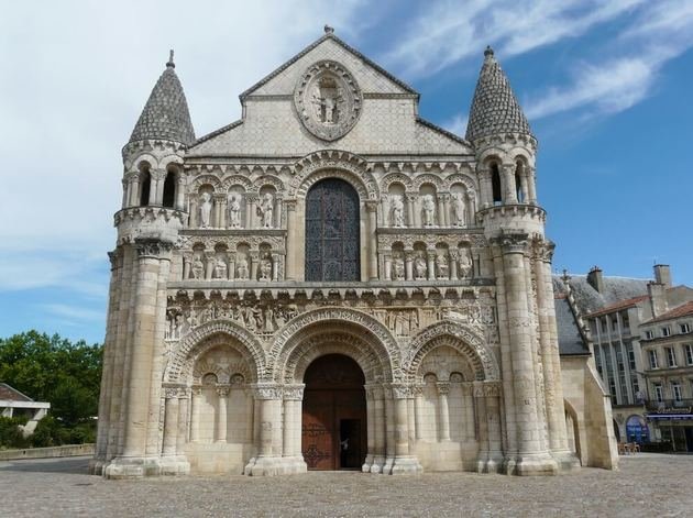 Igreja Notre-Dame la Grande de Poitiers, França