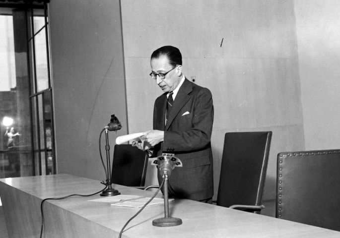 Manuel Bandeira em 1955. Foto: Arquivo Nacional